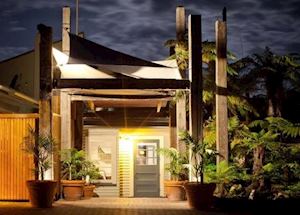 Solitaire Lodge entrance