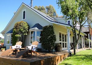Kimeret Place, Nelson