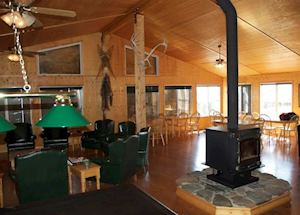 Arctic Haven Wilderness Lodge, Ennadai Lake