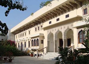Dera Mandawa