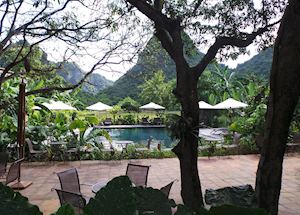 Pool at Tam Coc Garden