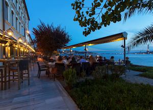 Sumahan on the Water, Istanbul