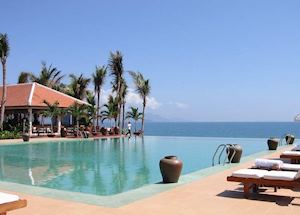 Pool at the Ana Mandara Resort, Nha Trang