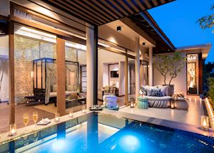 Jacuzzi pool suite terrace