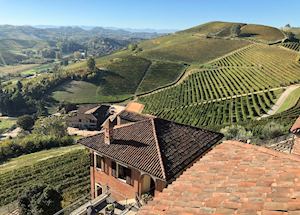 Villa Tiboldi, Langhe