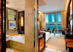 Premier bay view room, The Fullerton Bay, Singapore