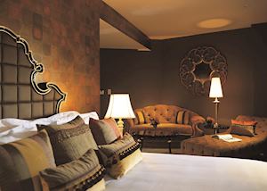 Lavish suite, The Scarlet, Singapore