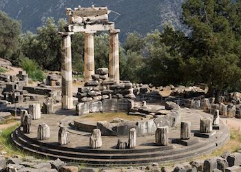 Tholos of Delphi, Delphi