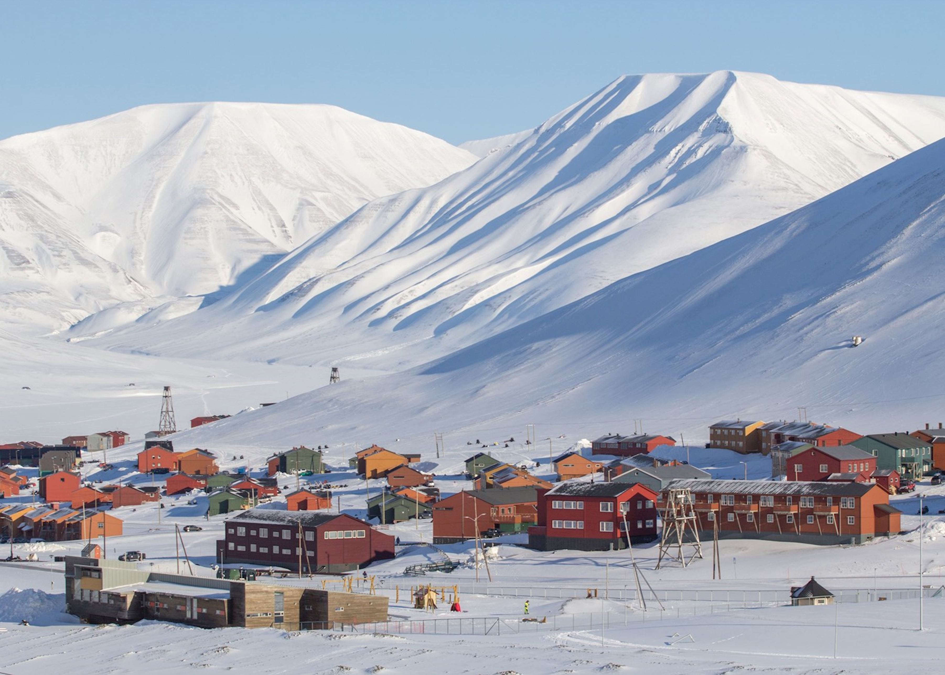 longyearbyen tourism norway