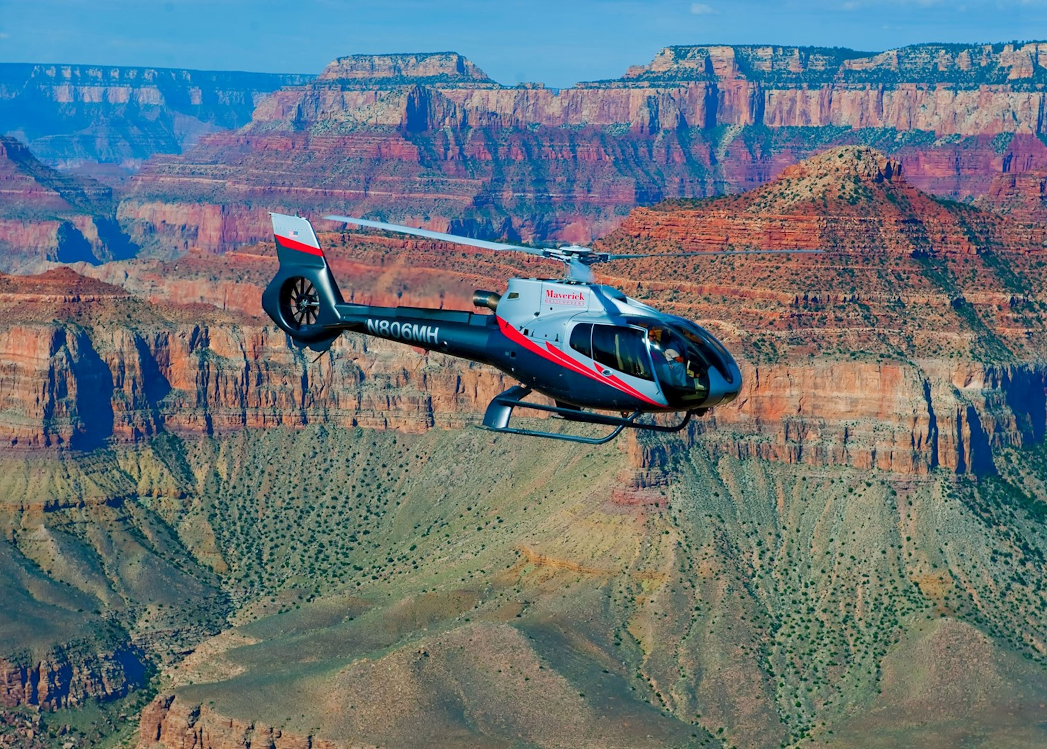 Silver Cloud Non Landing Grand Canyon Helicopter Flight, The USA