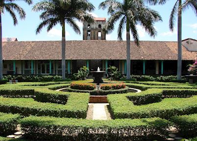 El Convento, Leon
