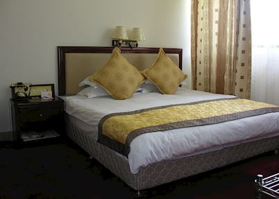 Suite, Shigatse Hotel, Shigatse