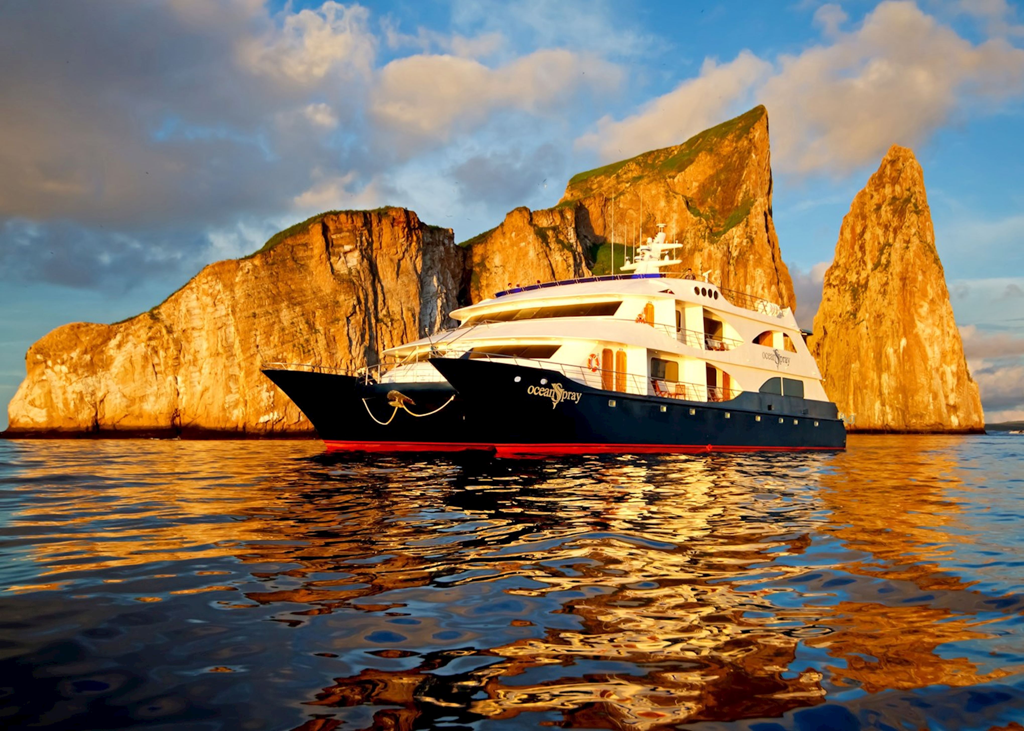 galapagos islands vacation cruises