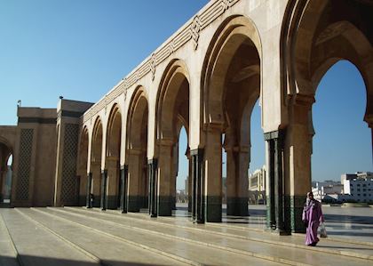 Woman outside the Hassan II mosque. Casablanca, Morocco