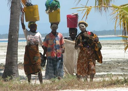 Local ladies, Quirimbas Archipelago