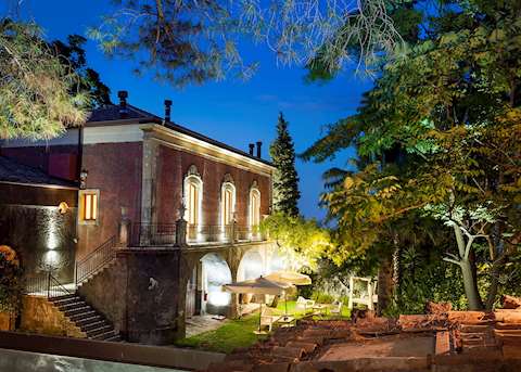 Monaci delle Terre Nere, Zafferana Etnea Monaci delle Terre Nere, Zafferana Etnea