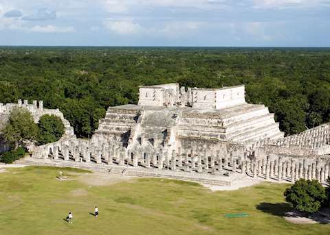 Temple of the Warriors, Chichen Itza Temple of the Warriors, Chichen Itza