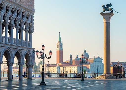 Markusplatsen, Venedig