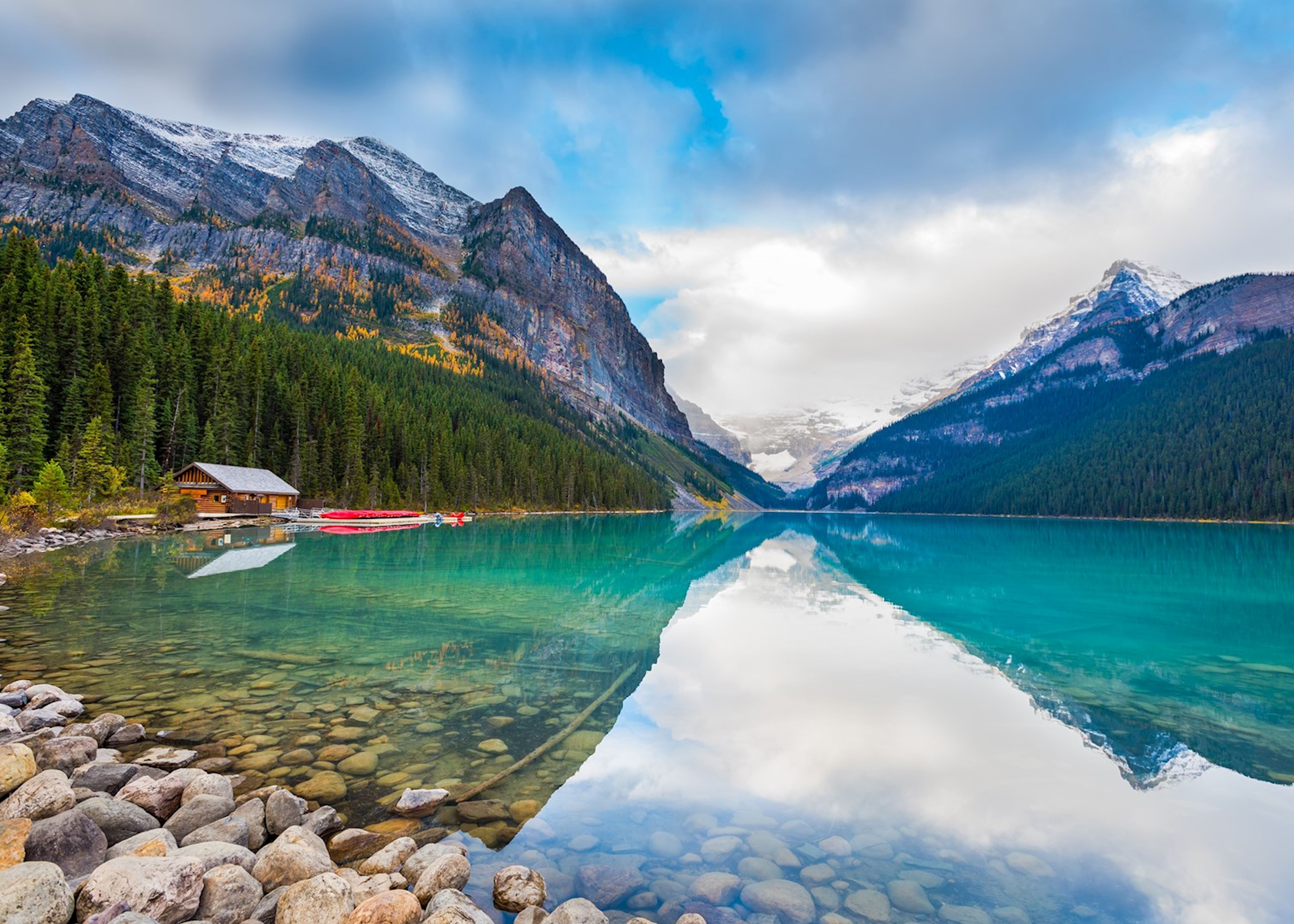 Visit Lake Louise on a trip to Canada | Audley Travel UK