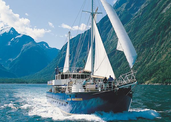 Milford Mariner, Milford Sound Milford Mariner, Milford Sound