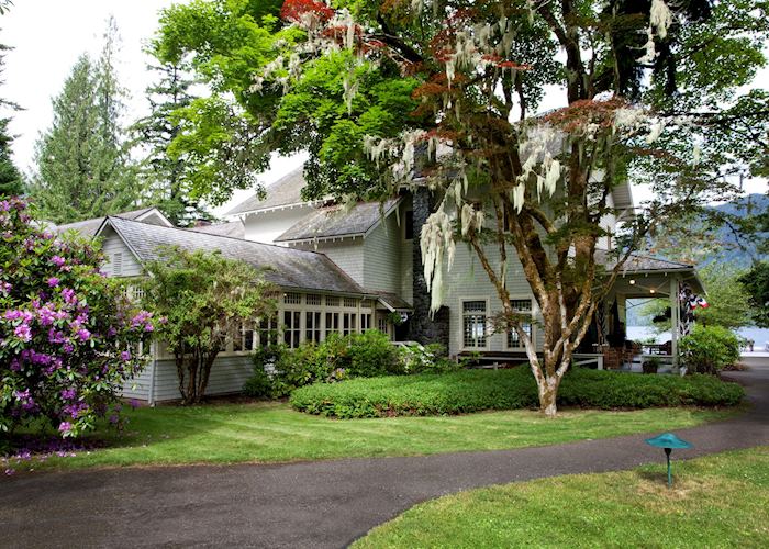 Lake Crescent Lodge