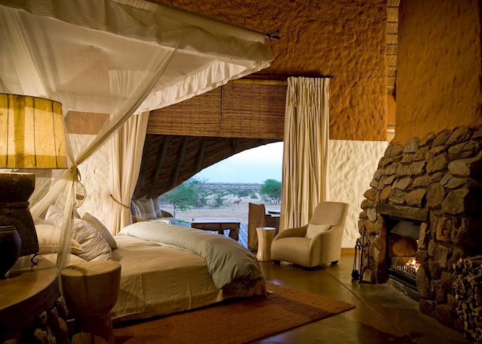 Motse suite. Motse Camp, Tswalu Kalahari Reserve