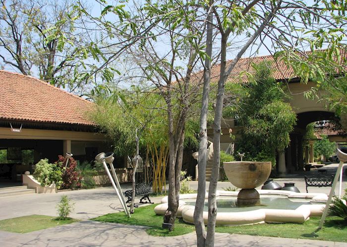 The main courtyard at Tiger Corridor, Pench
