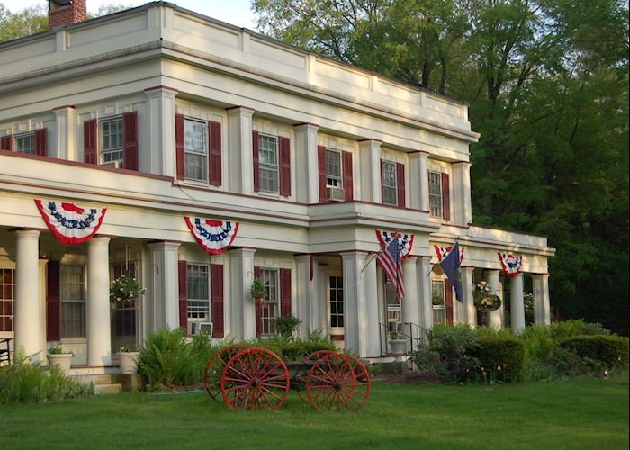 The Arlington Inn, Arlington