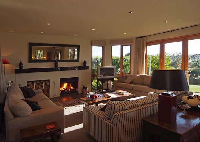 Wharewaka Lodge, Taupo