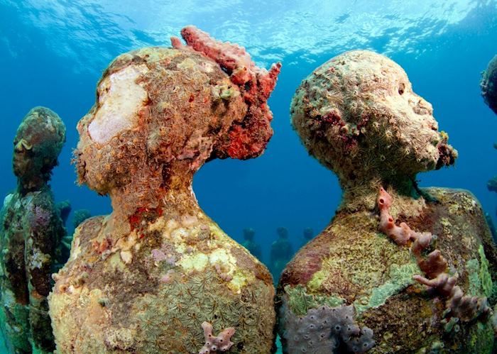 Underwater sculpture park, Grenada