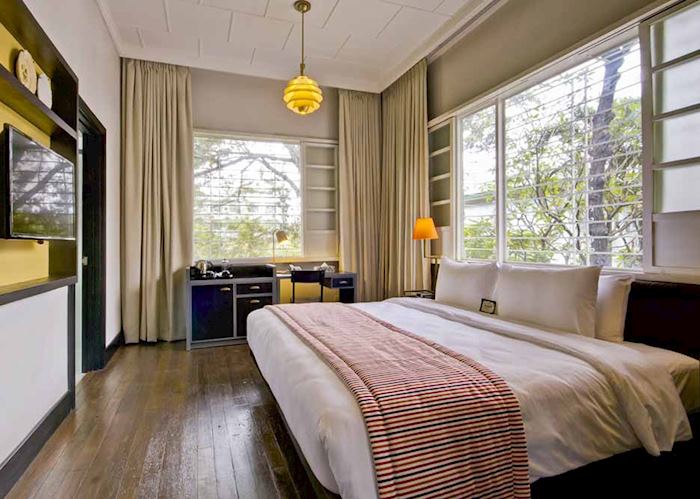 Classic room at the Henry hotel