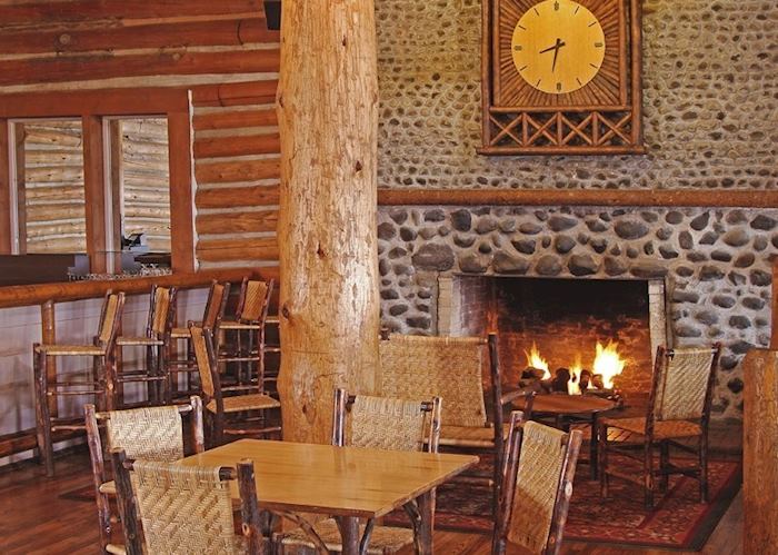 Lake Lodge Cabins lobby