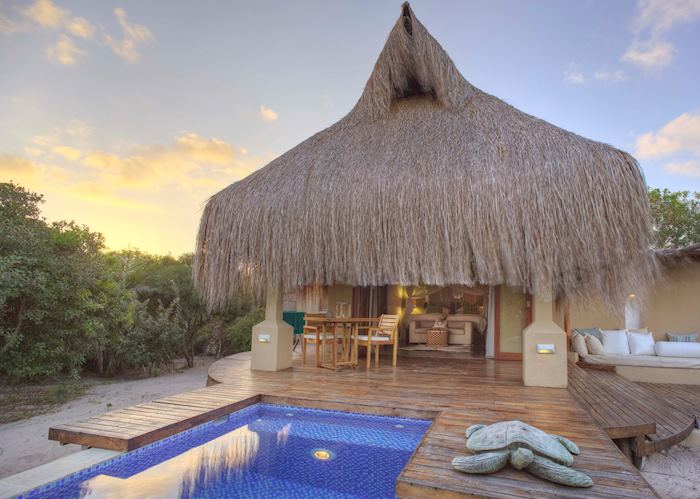 Beach villa, Azura Benguerra