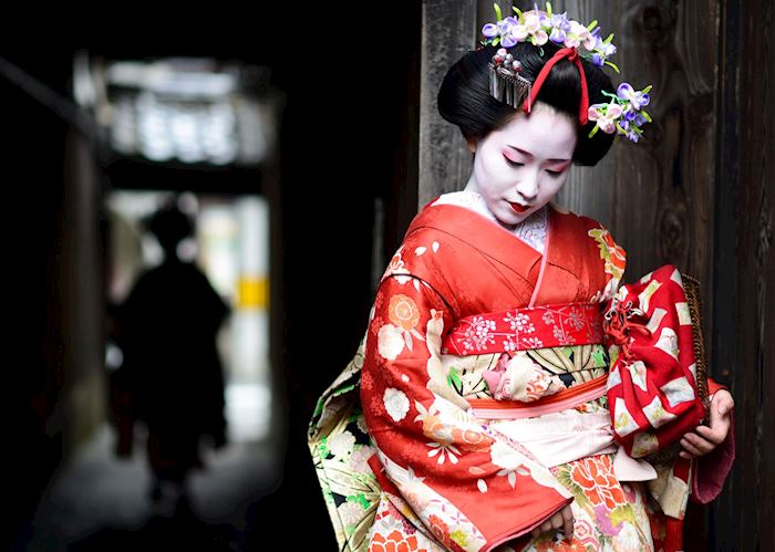 Geisha in backstreets of Kyoto