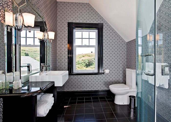 En Suite Bathroom, Camp Estate, Dunedin