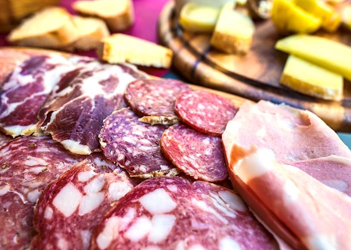 Salami, Bologna