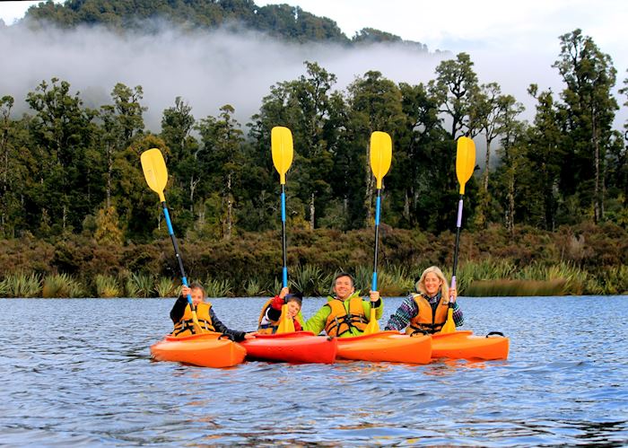 Kayaking at Wilderness Lodge Lake Moeraki
