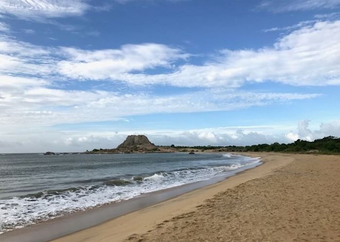 The beach meets the National Park in Yala 