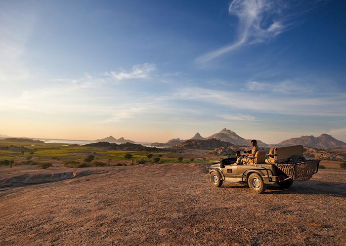 Drivers at Sujan Hill, Jawai Leopard Camp