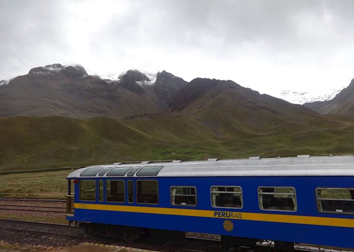 Train between Cuzco and Puno