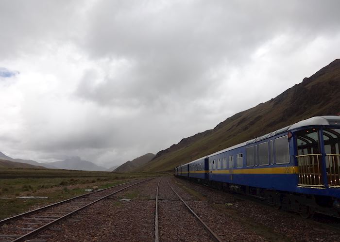 Train between Cuzco and Puno