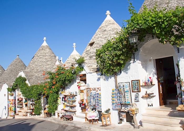 Trulli shops, Alberobello