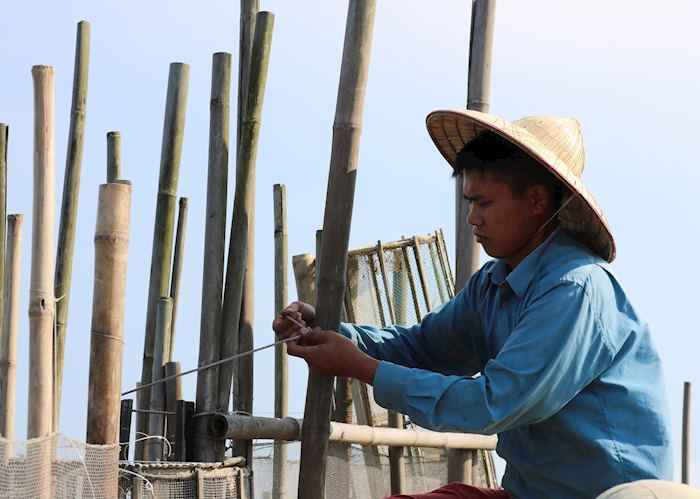 Local fisherman, Hue