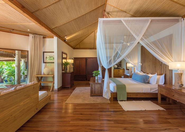 Beach Villa, Denis Private Island