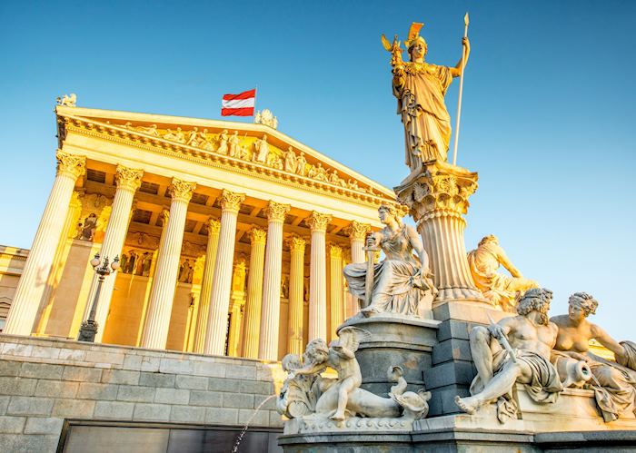 Statue of Athena in front of Austrian Parliament
