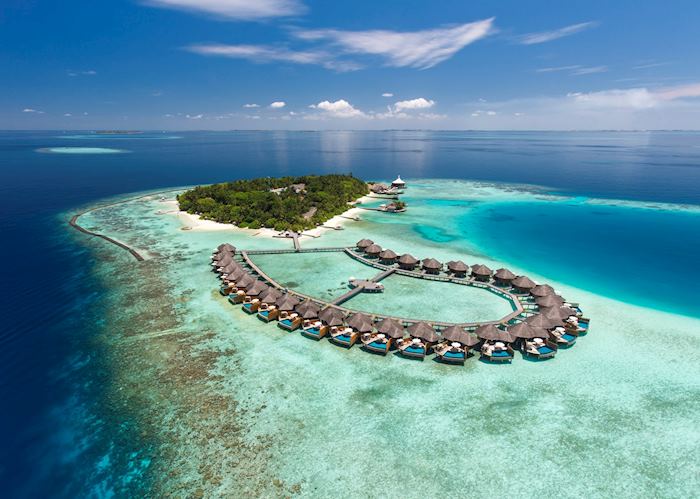 Baros Maldives, Maldive Island