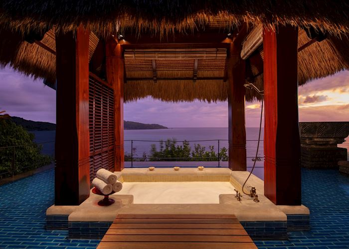 An Ocean Villa outdoor bathroom, Anantara Maia Resort & Spa