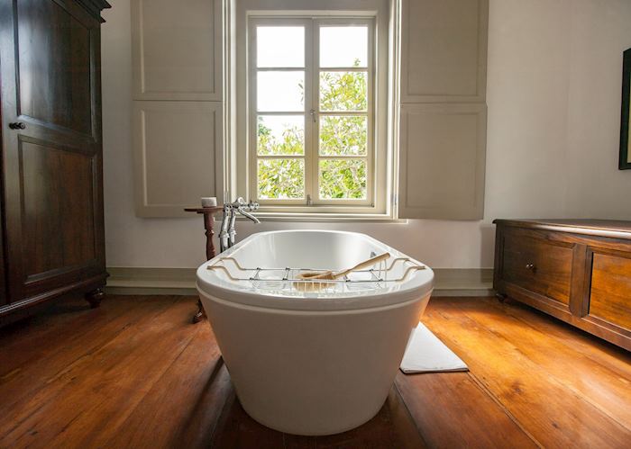 Suite bathtub, Amangalla