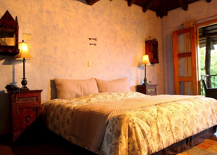 Room, Hacienda La Isla Lodge introduction