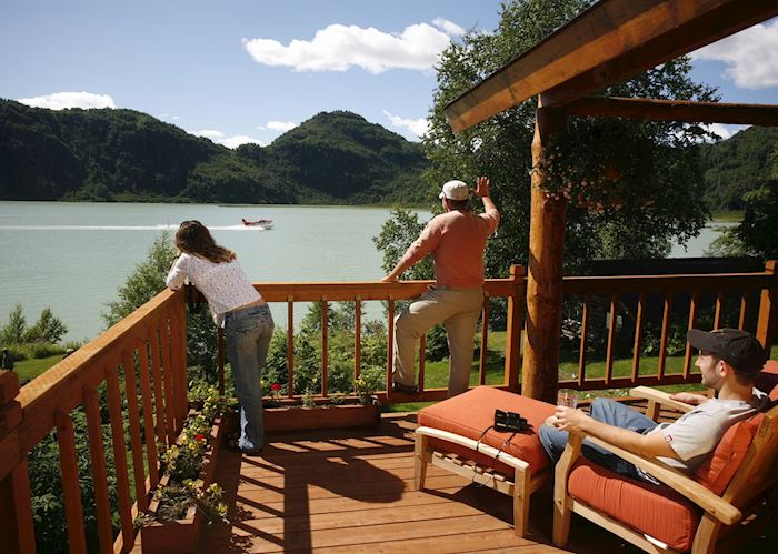 Redoubt Bay Lodge, Redoubt Bay